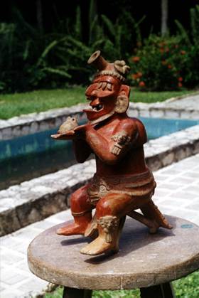 http://www.mesoweb.com/mdb/m012/280/mvsg05010.jpg