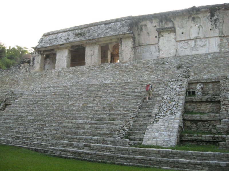 palenque210.jpg