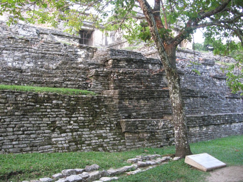 palenque375.jpg