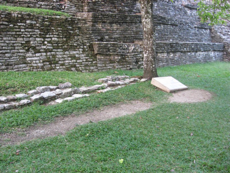 palenque382.jpg